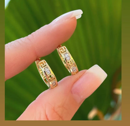 Cutout Pavé Huggie Hoops