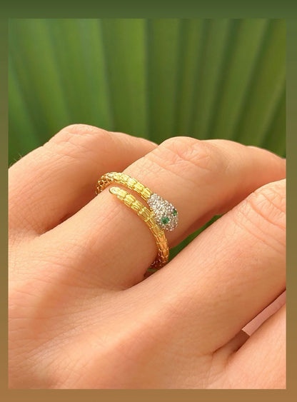 Thin Snake Ring with Pavé Head