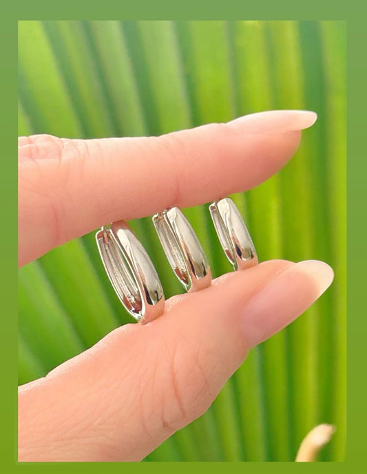 U-shaped plain steel hoop earring