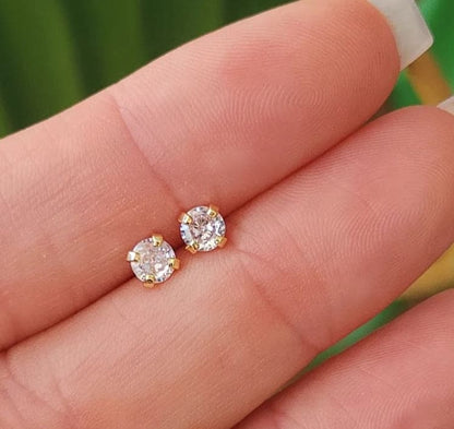 Small Sparkling Stud Earrings