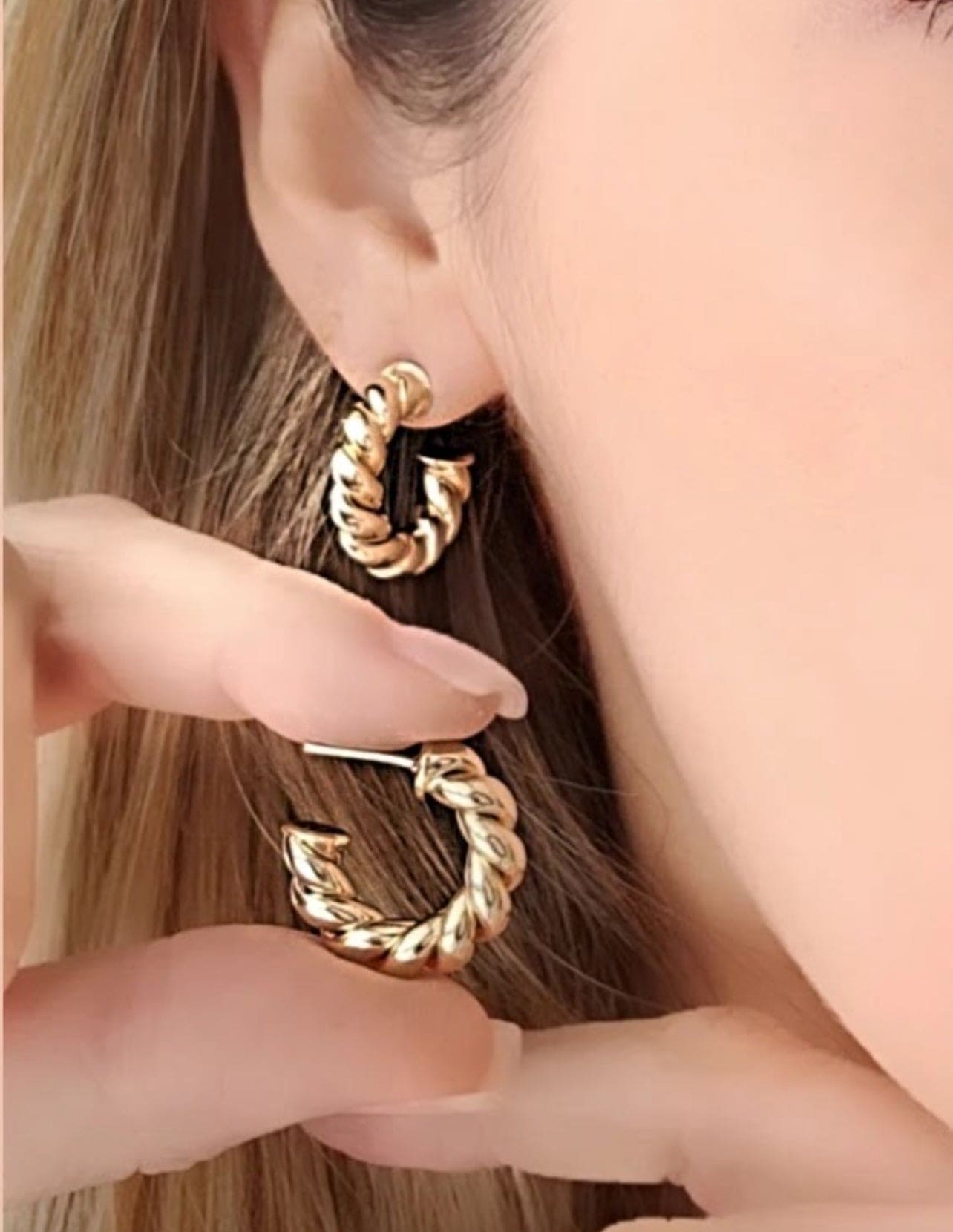 Braided tube hoop earring 7842